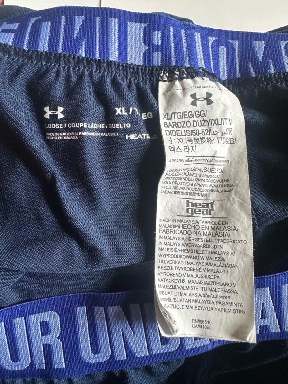 Under Armour Navy Blue Performance HeatGear Pants Size XL.